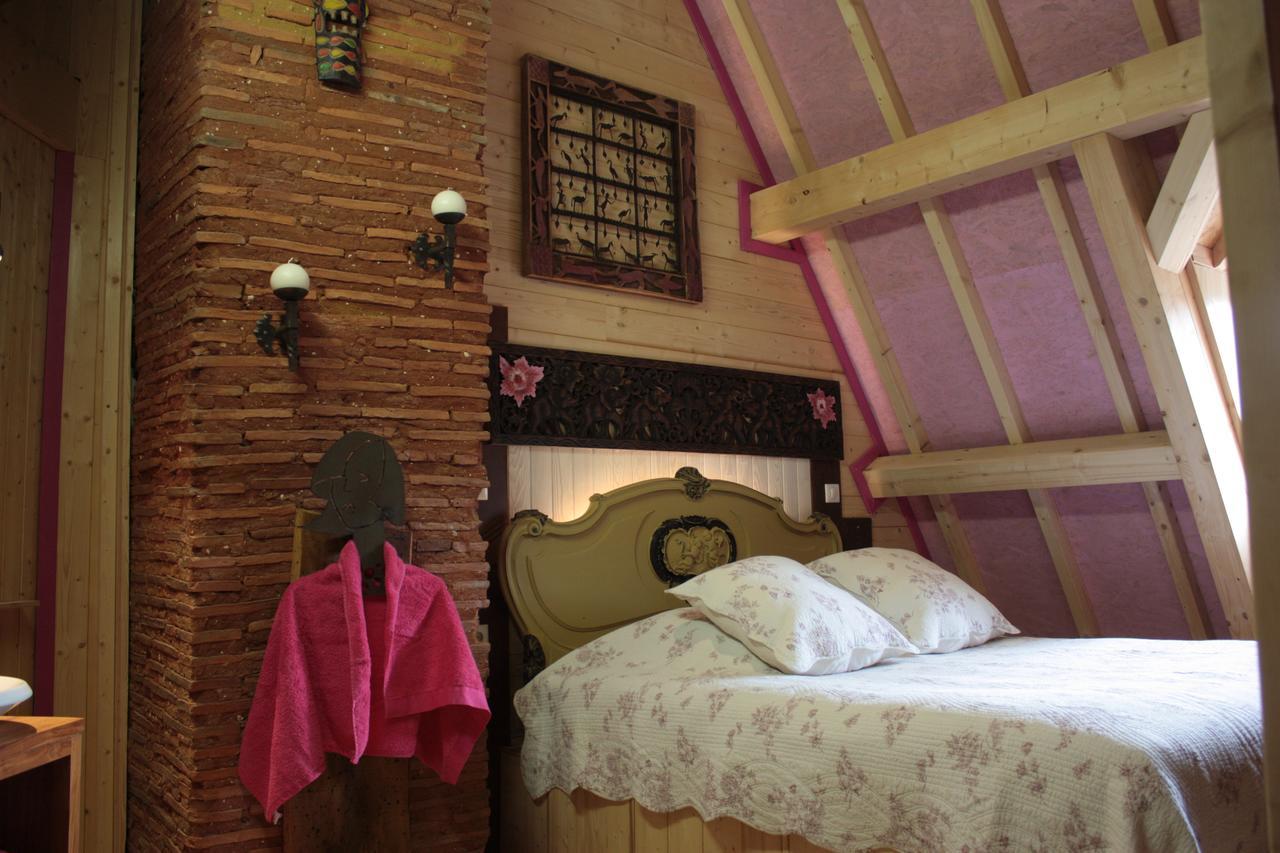Le Clos Mandalou Bed and Breakfast Saint-Pompont Habitación foto